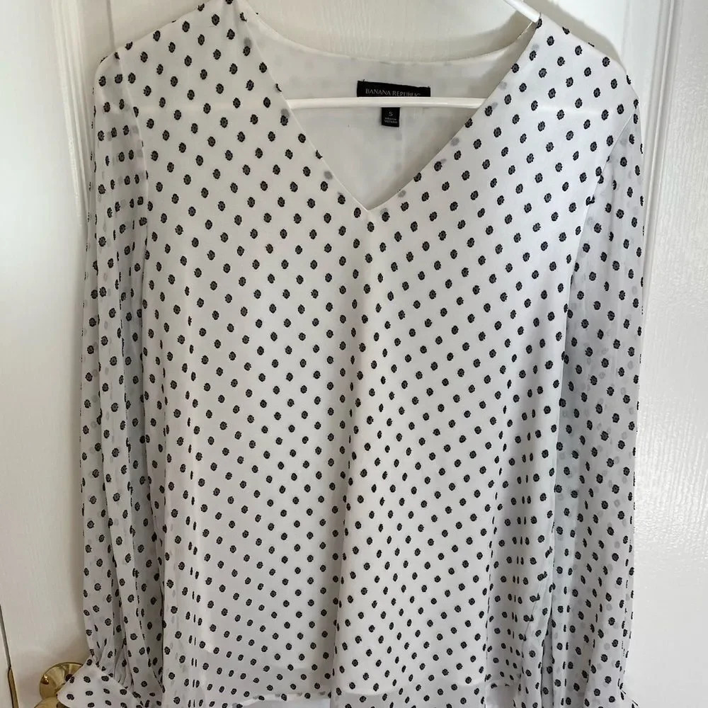Banana Republic Women’s Polka Dot Blouse - Picture 6 of 10
